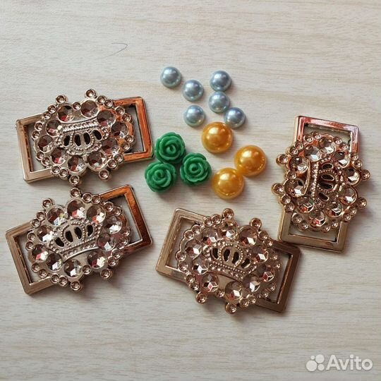 Ленты, материалы для рукоделия пакетом