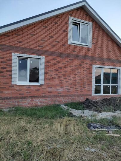 Дом 165 м² на участке 5 сот.