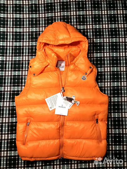 Жилетка moncler