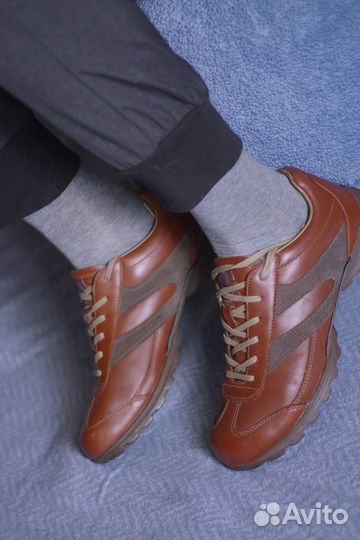 Новые английские.кроссовки из натур.кожи Next р.41
