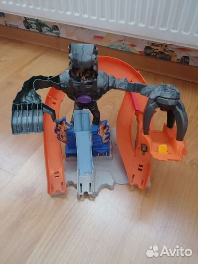 Hot wheels трек, бластер череп. Ниндзя, Fly wheels