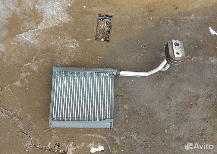 Радиатор кондиционера печки Хонда civic 5D