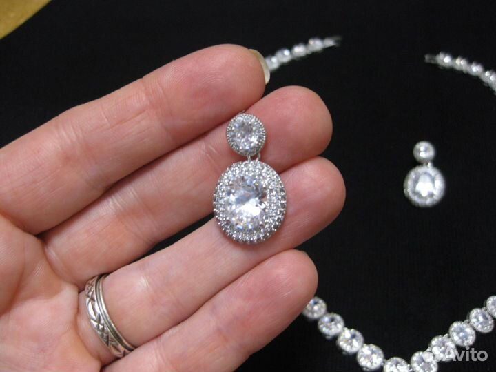 Колье и серьги комплект