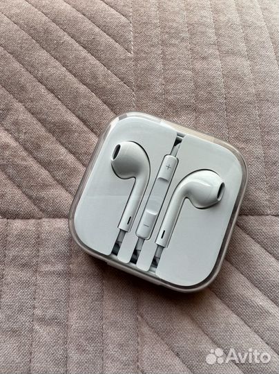 Наушники Apple для iPhone 6 новые оригинал
