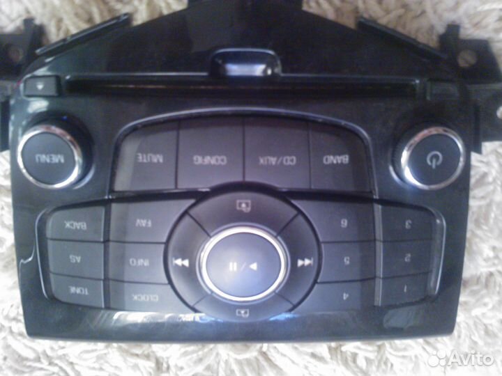 Панель управления магнитолы Шевроле Круз2012г