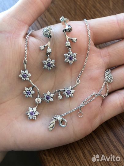 Серьги и Колье