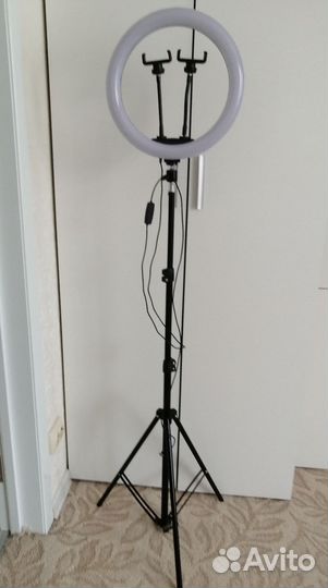 Кольцевая лампа для селфи