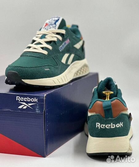 Мужские осенние кроссовки