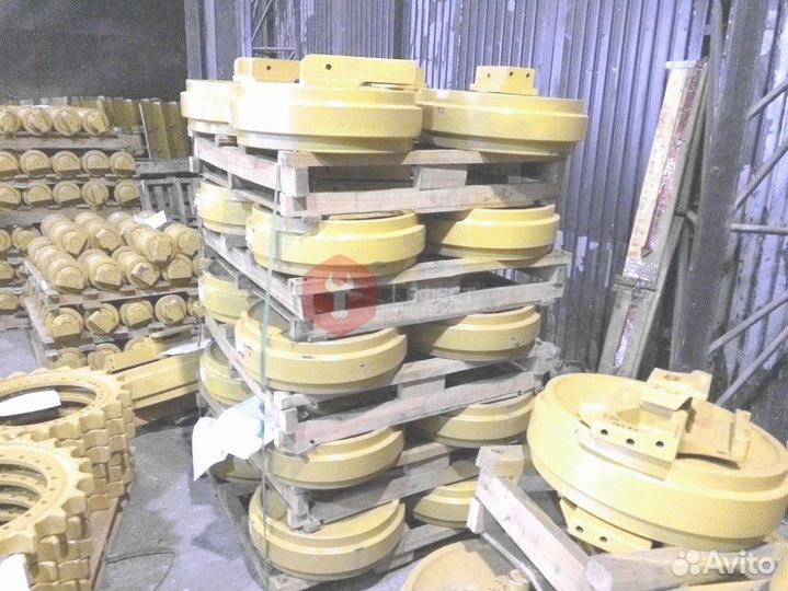 Колесо направляющее Doosan S220N-V(5) 2270-1108C