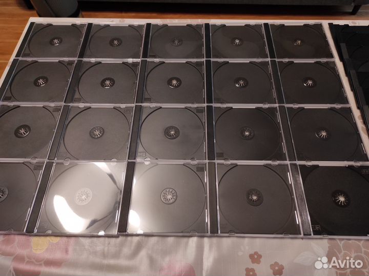 Коробки и треи для CD jewel box