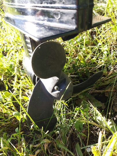 Лодочный мотор