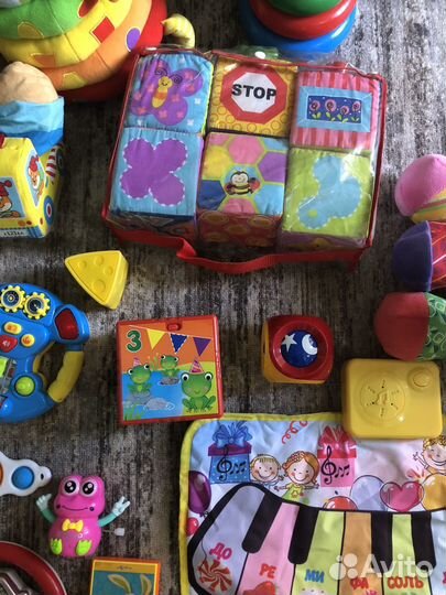 Развивающие игрушки пакетом 1+