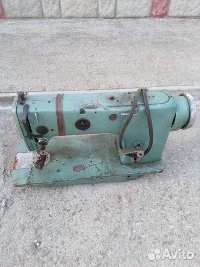 Швейная машина промышленная