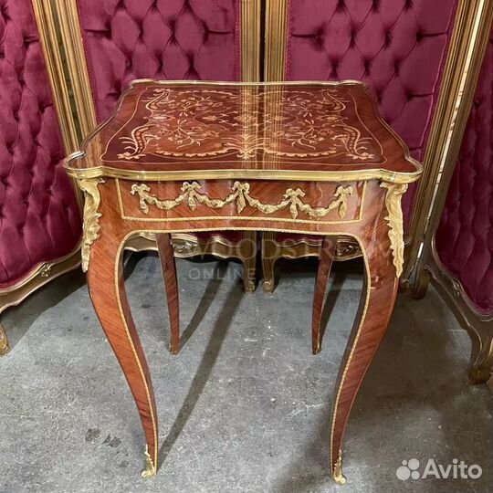 Стол консольный. Тумба. Винтажная мебель. Людовик