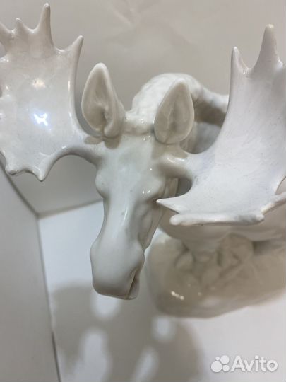 Фарфоровая статуэтка лось лфз