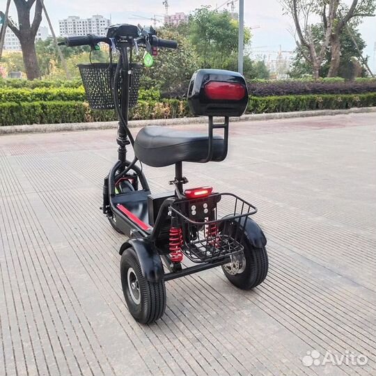 Электрисеский велосипед трехколесный