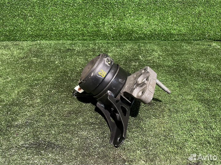 Опора,подушка двигателя toyota vitz, belta KSP90