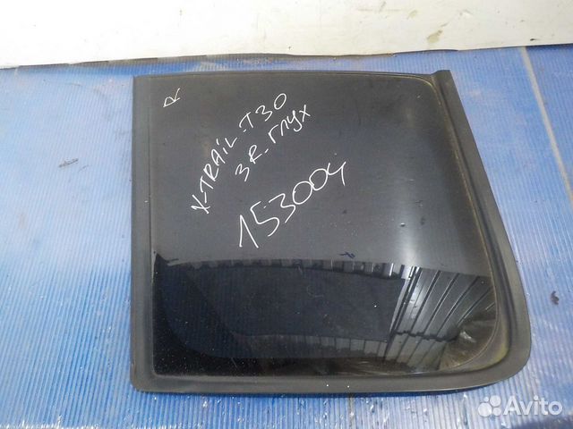 Стекло nissan xtrail T30 заднее правое