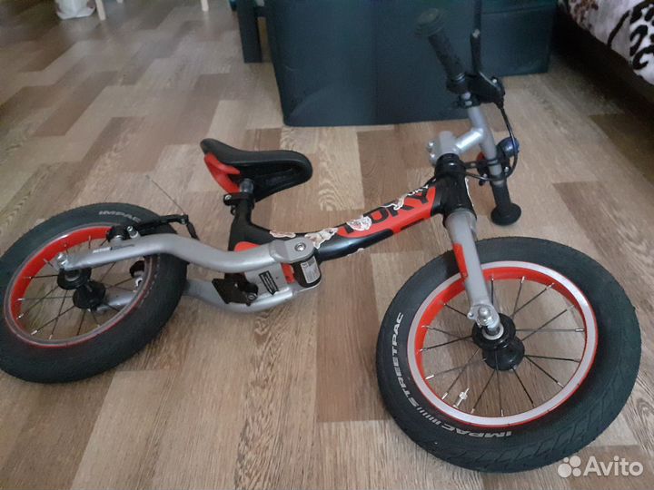 Трюковый беговел puki lr ride