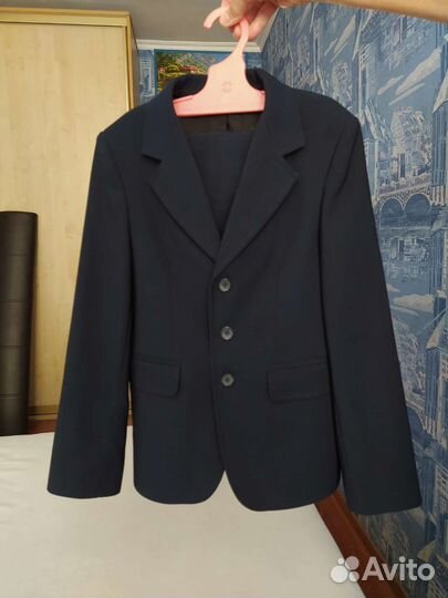 Костюм школьный