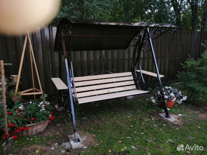 Садовые качели