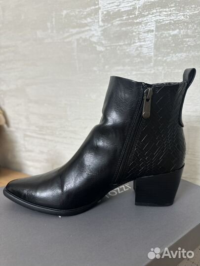 Ботинки казаки женские 39