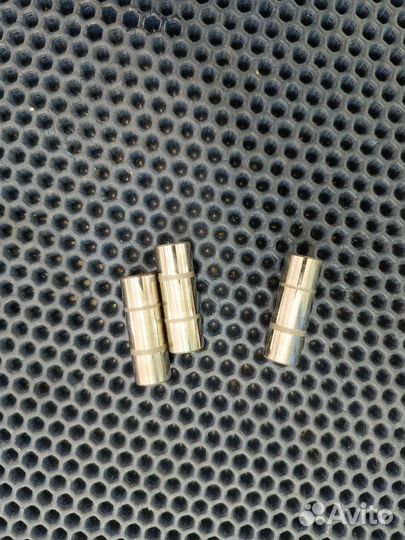 Suzuki GSX-R750 R731 палец поршневой