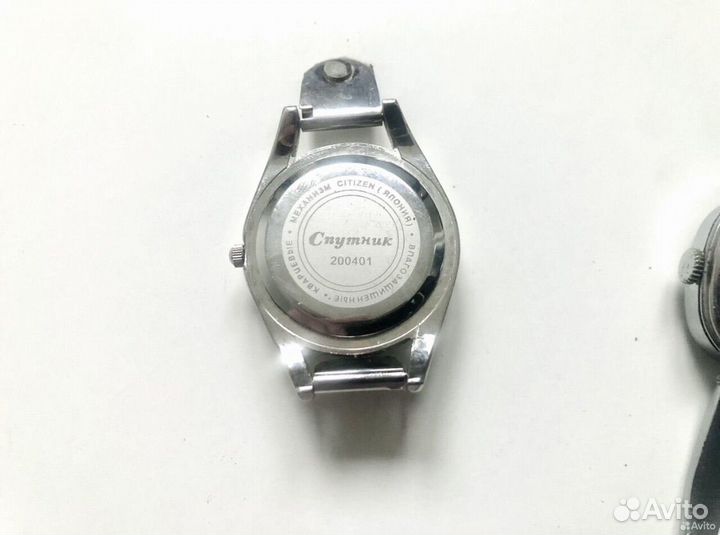 СССР. Часы женские наручные винтажные