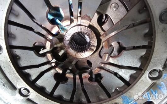 Маховик демпферный дизельный skoda superb 2 (EEA16