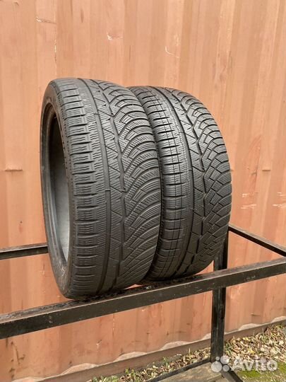 Michelin Pilot Alpin PA4 215/45 R18