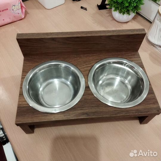 Подставка для мисок