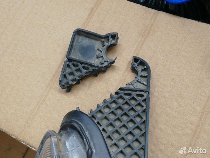 Фара на форд фокус 3