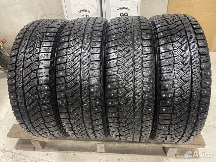 Viatti Brina Nordico V-522 205/65 R16 95T