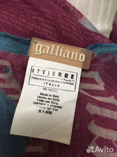 Шарфы и палантины