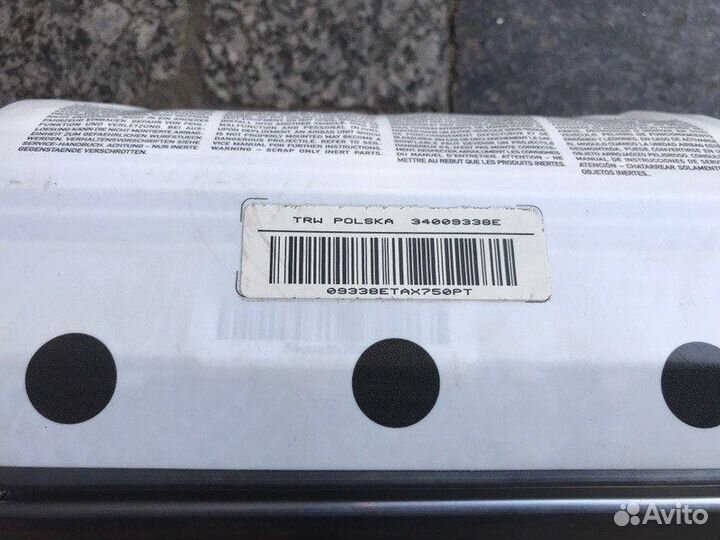 Подушка безопасности в торпедо передняя правая Bmw