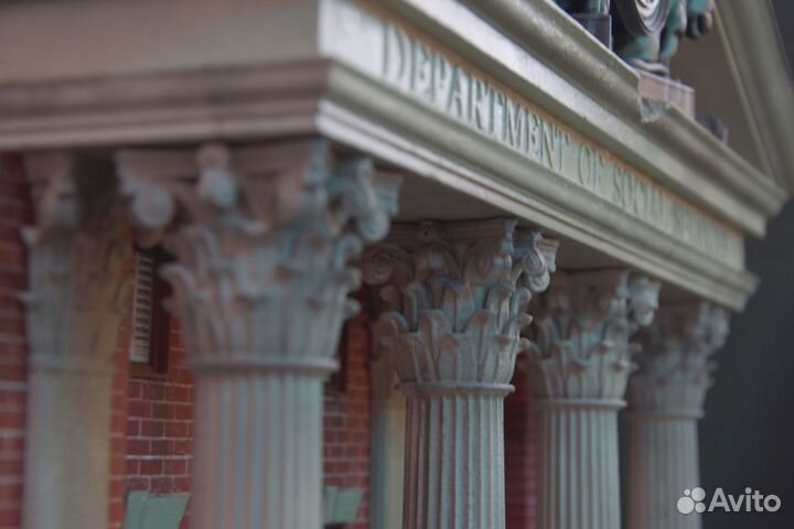 Судебный дом Назад в будущее 1-45 Масштаб