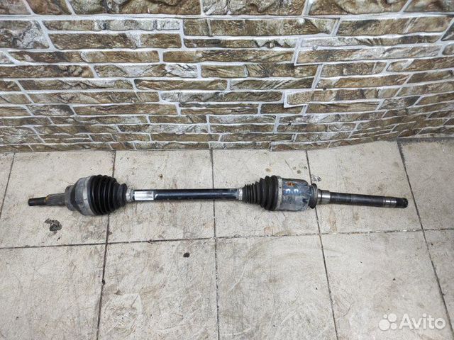 Привод передний правый Jeep Grand Cherokee WK2 3.0