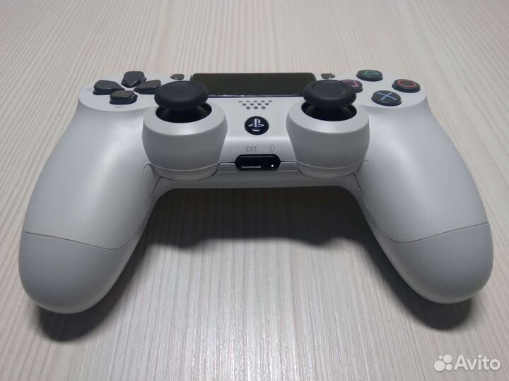 Джойстик PS4