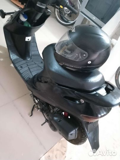 Honda dio 28. Suzuki molet