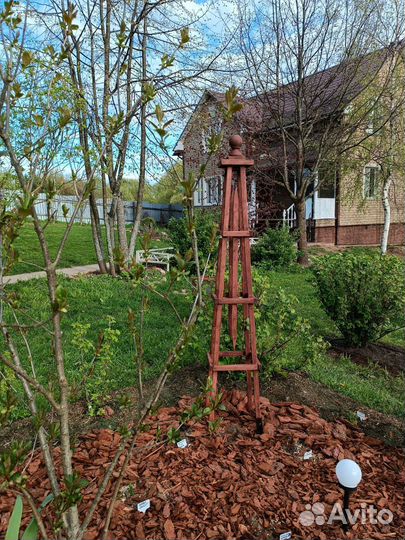 Опора для растений, обелиск для клематисов