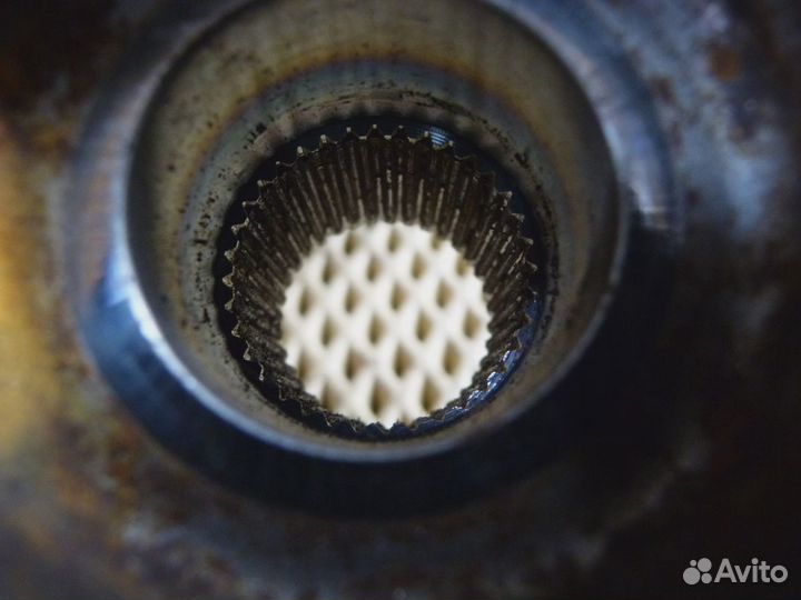 Кулак поворотный передний правый VW Tiguan 2007-2011 (1K0407256AA)