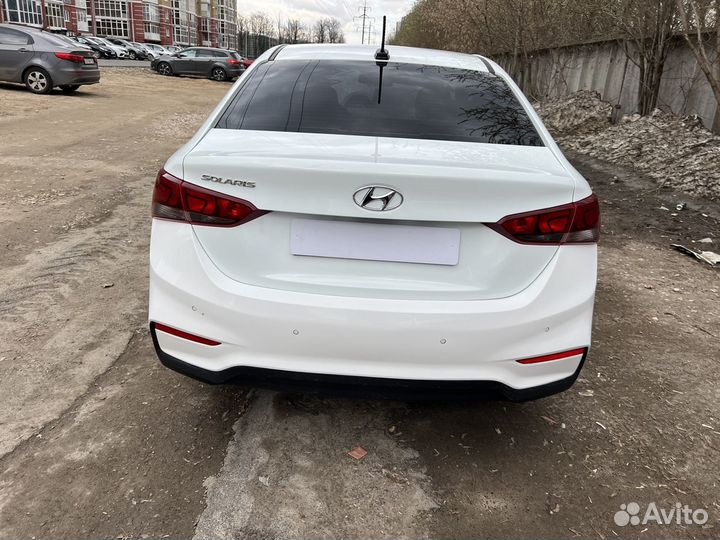 Аренда авто под такси Hyundai solaris 18