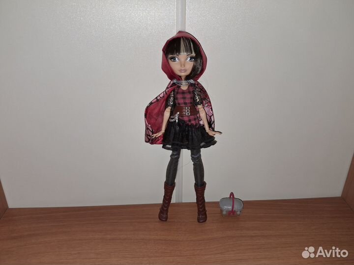 Кукла Ever After High Сериз Худ