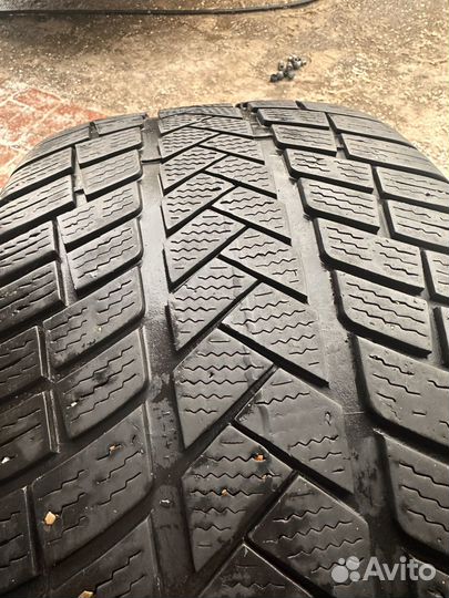 Vredestein Wintrac Pro 255/40 R20