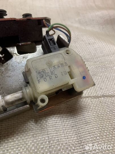 Замок багажника ford mondeo 3