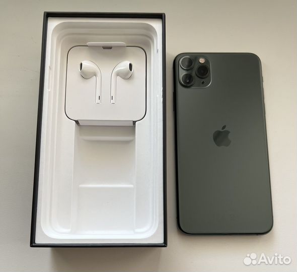 iPhone 11 Pro Max, 64 ГБ