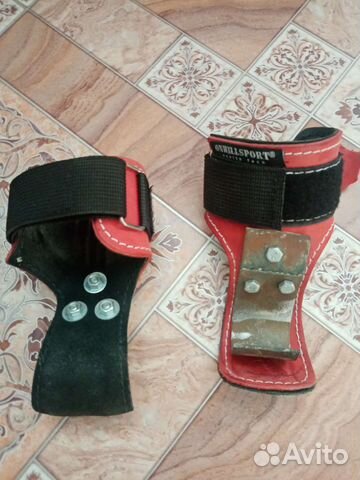 Крюки для штанги и турника