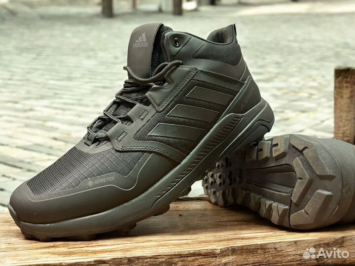 Теплые зимние кроссовки Adidas terrex goretex