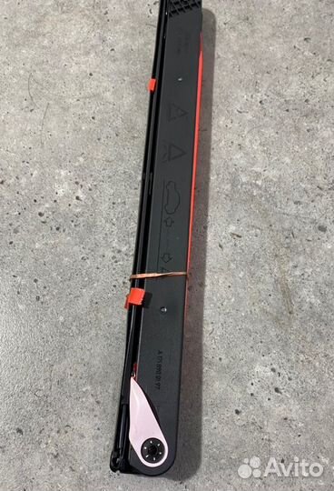 Знак аварийной остановки Mercedes-Benz B180 W246