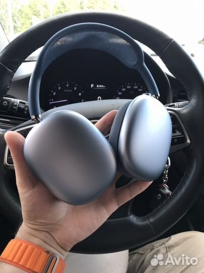 Apple airpods max sky blue